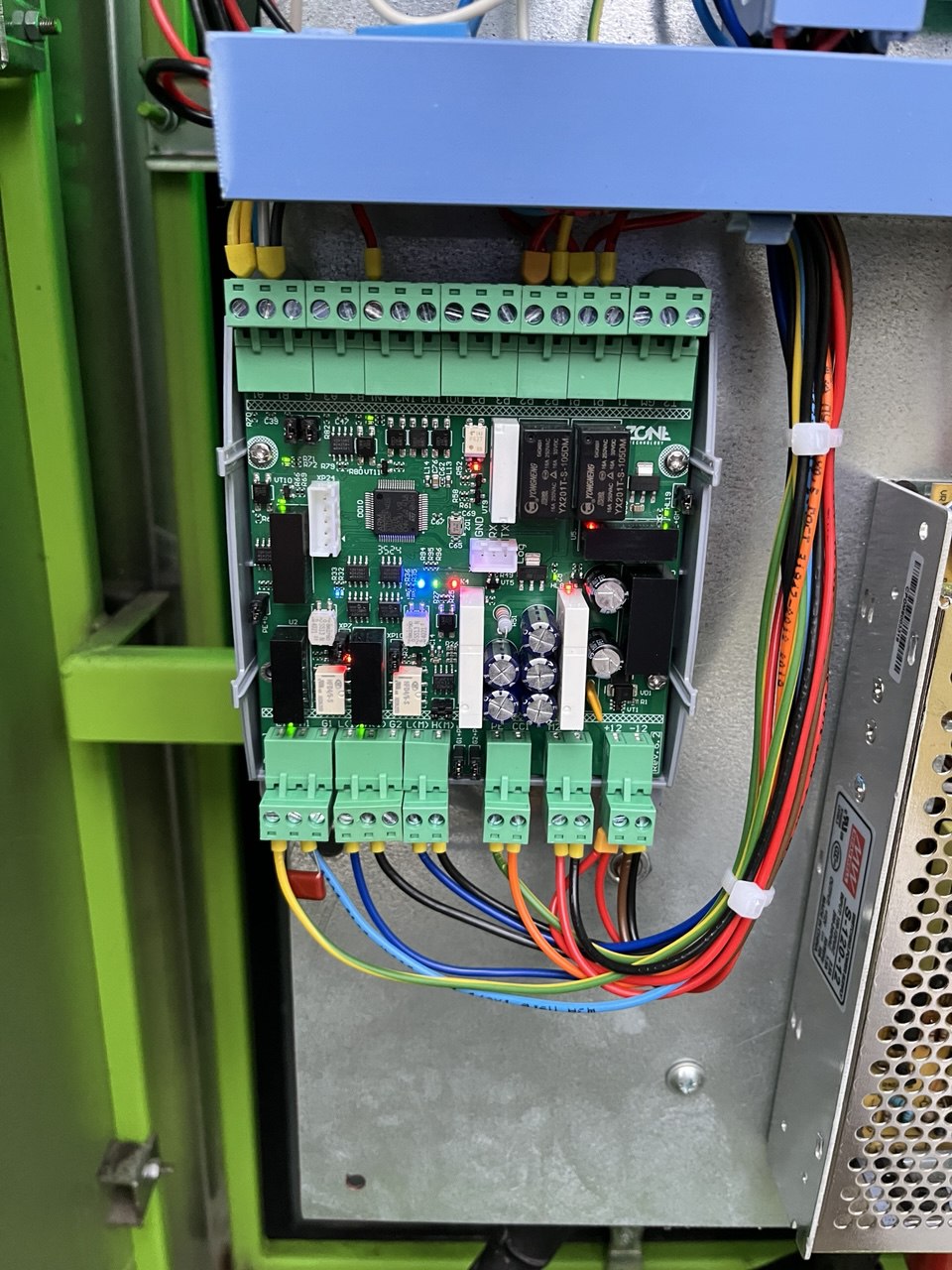 Контроллер зарядной станции